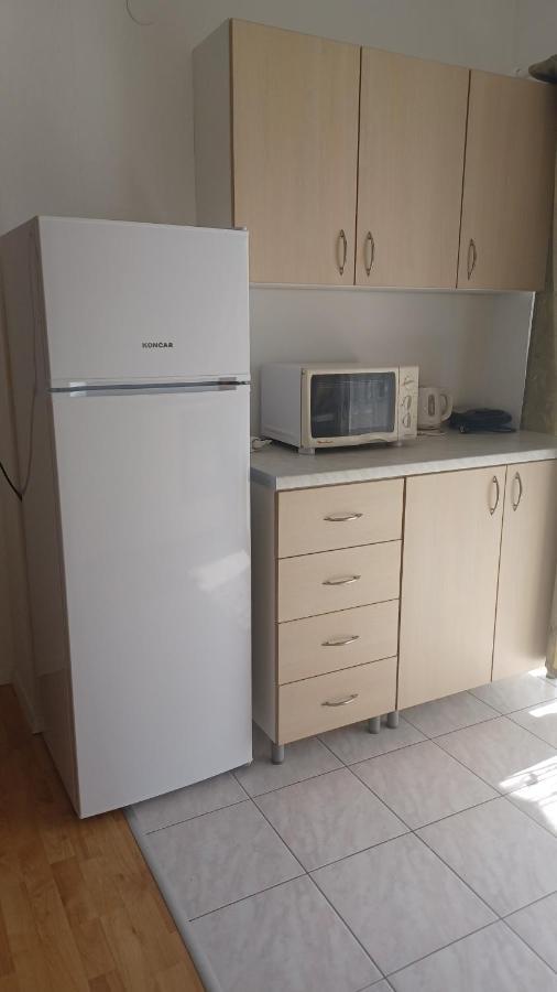 דוגי ראט Apartmani Mary מראה חיצוני תמונה
