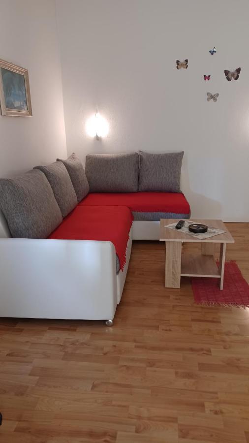 דוגי ראט Apartmani Mary מראה חיצוני תמונה
