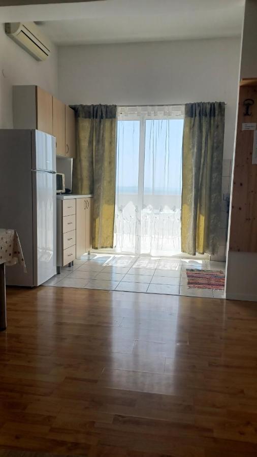 דוגי ראט Apartmani Mary מראה חיצוני תמונה