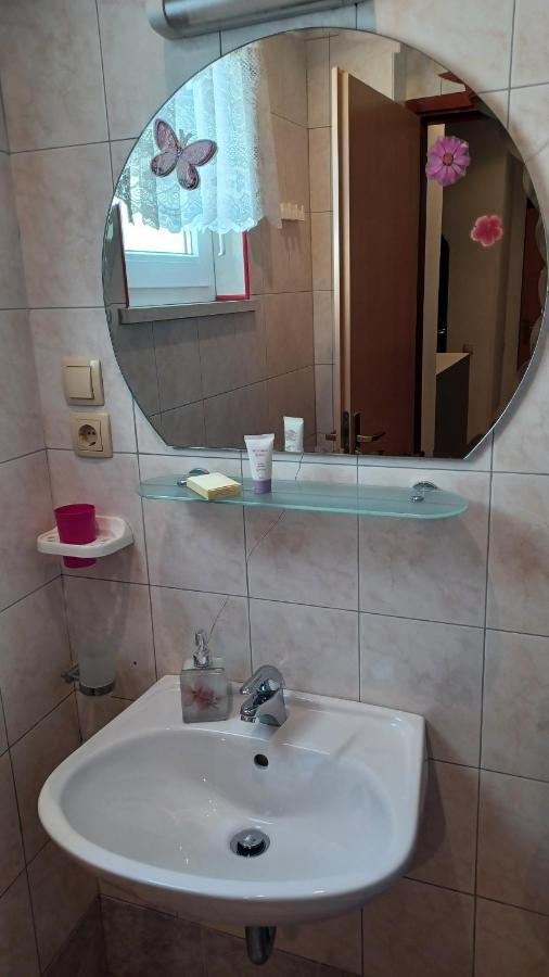 דוגי ראט Apartmani Mary מראה חיצוני תמונה