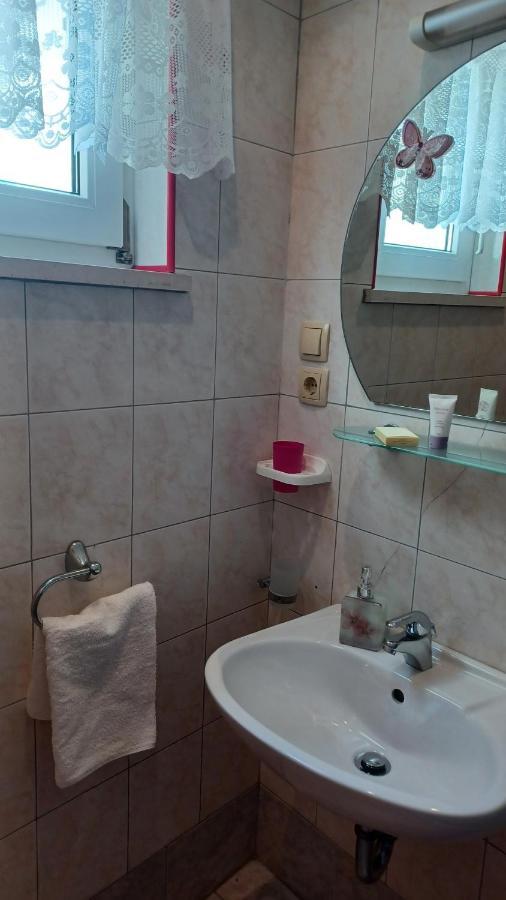 דוגי ראט Apartmani Mary מראה חיצוני תמונה
